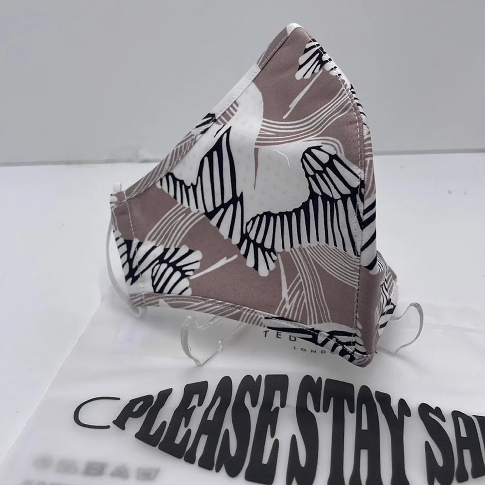 Stylish Tan and White Crane Pattern Face Mask TED BAKER Reversible Reusable